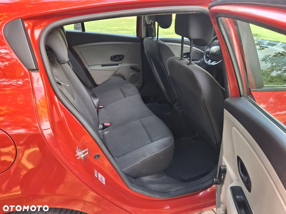Renault Megane 1.6 16V 100 Authentique - 17