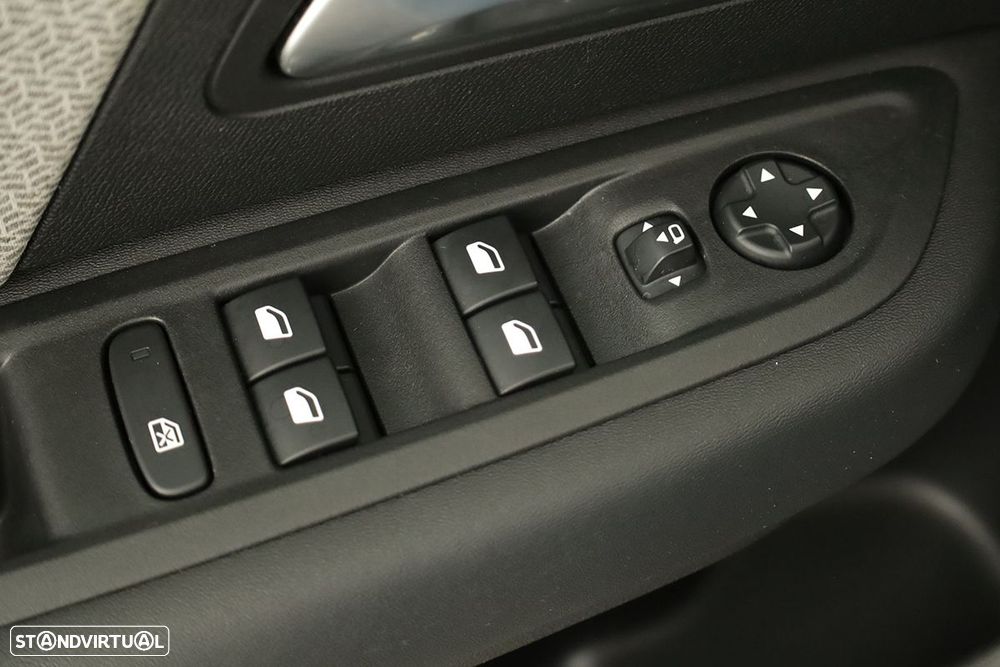 Citroën C4 1.2 PureTech Plus EAT8 - 20