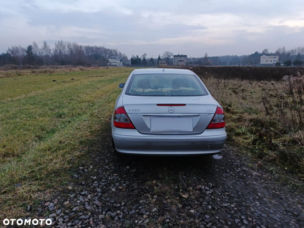 Mercedes-Benz Klasa E 220 CDI Elegance - 3