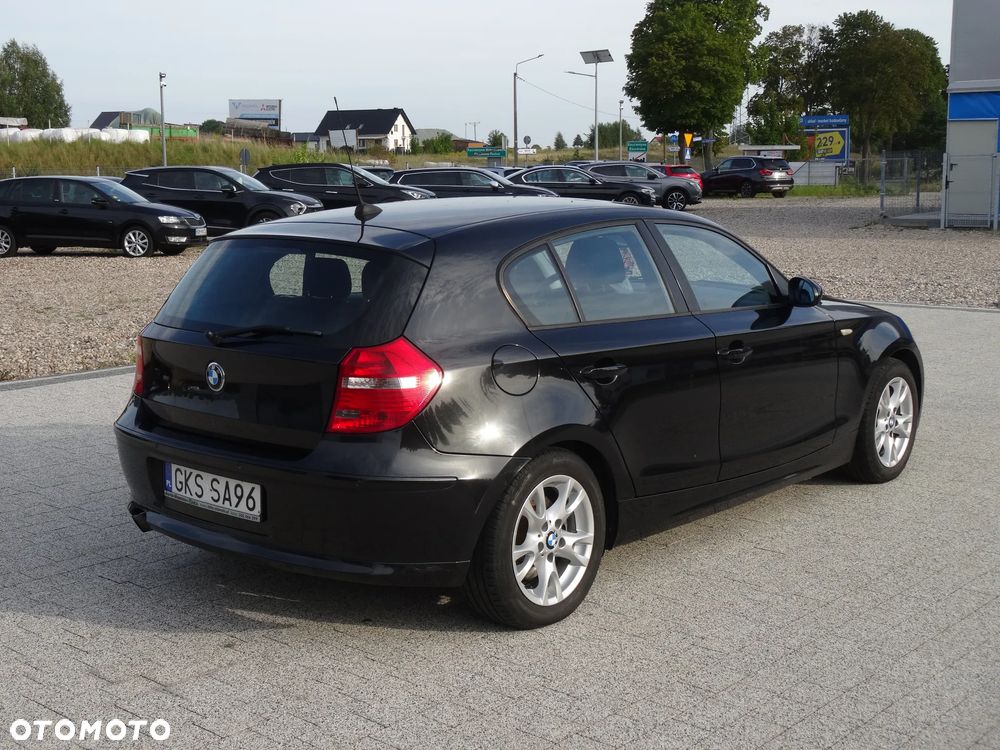 BMW Seria 1 118d DPF - 10