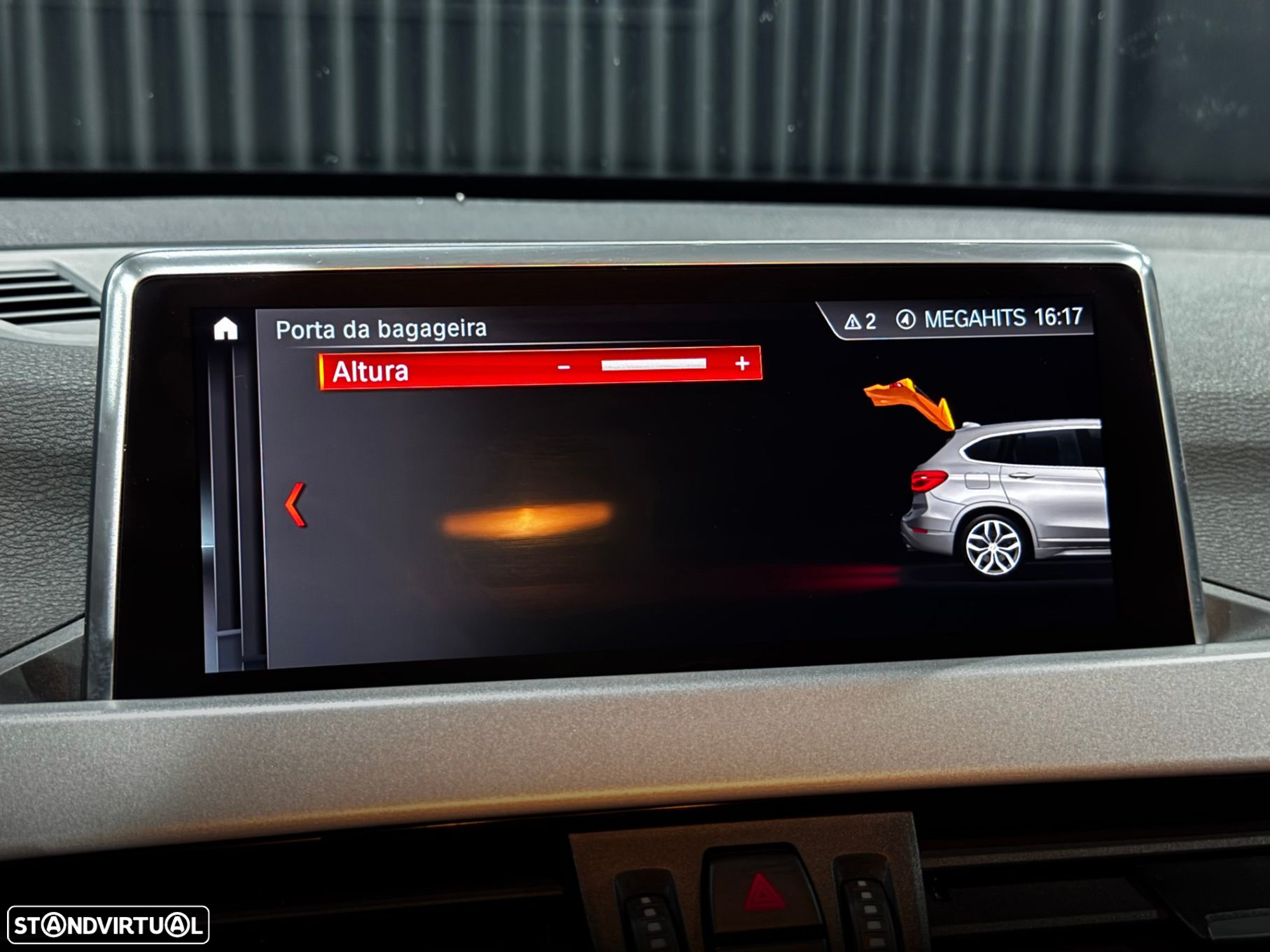 BMW X1 16 d sDrive Pack Essence Auto - 23