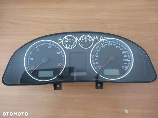 LICZNIK ZEGARY VOLKSWAGEN VW PASSAT B5 3B0920806A 09051940090 3B0919861BX 3B0920927A 3B0920826A 3B0920829A 3B0920806A 3B1919860C 3B0919861 3B0920807F - 10