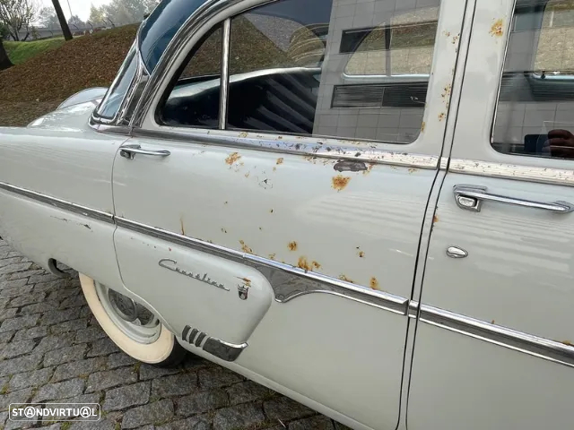 Ford Crestline - 18