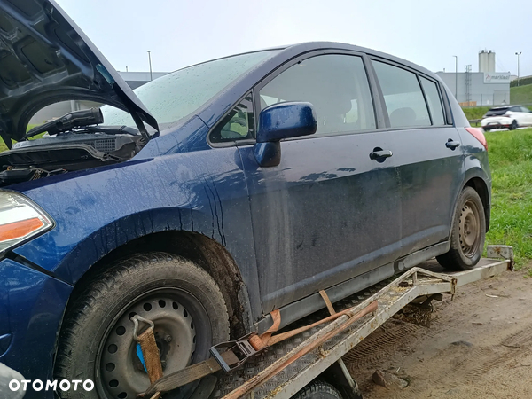 NISSAN TIIDA VERSA  DZRZWI MASKA błotnik chłodnica