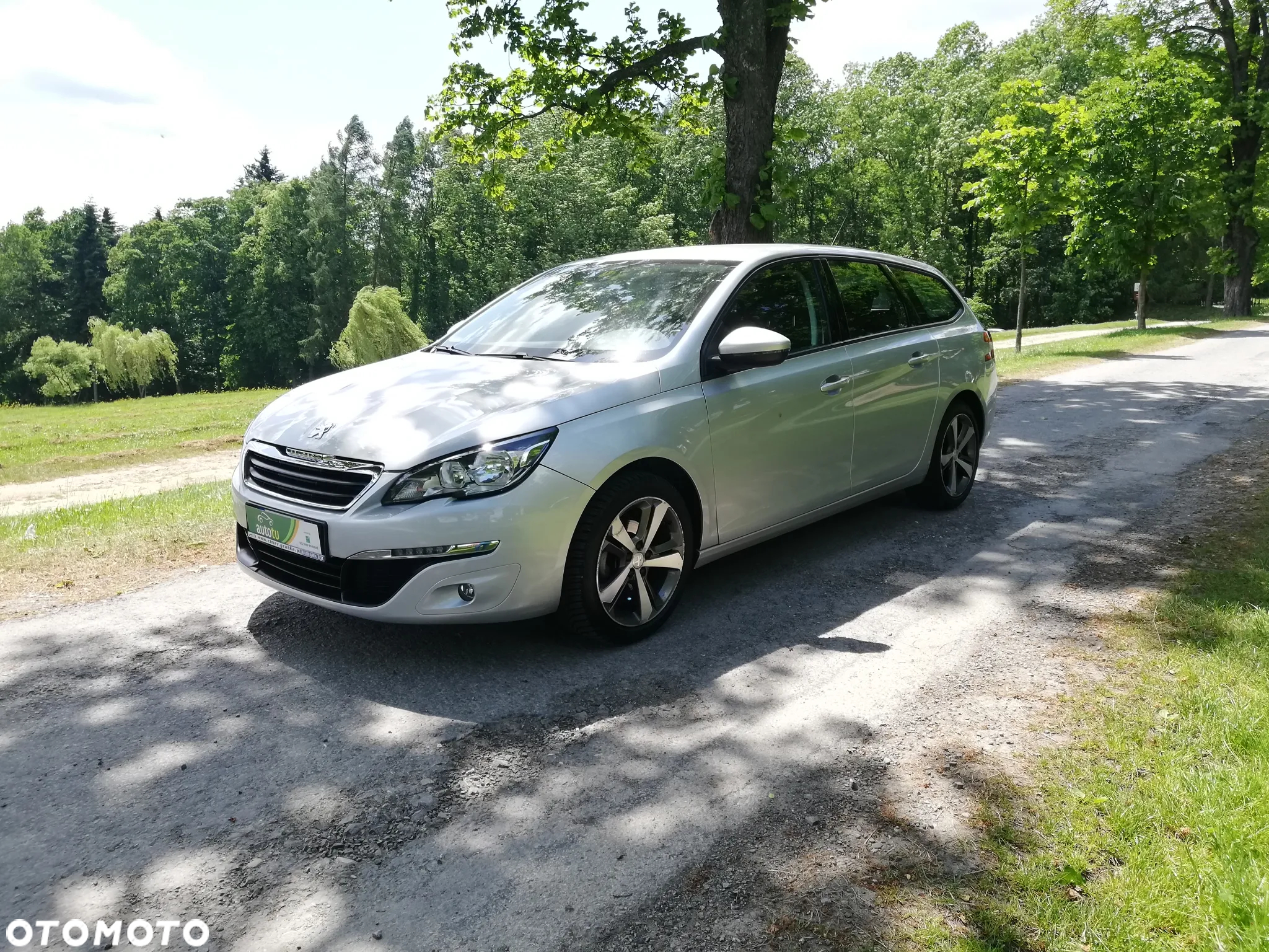 Peugeot 308 SW BlueHDi 100 Stop & Start Access - 4