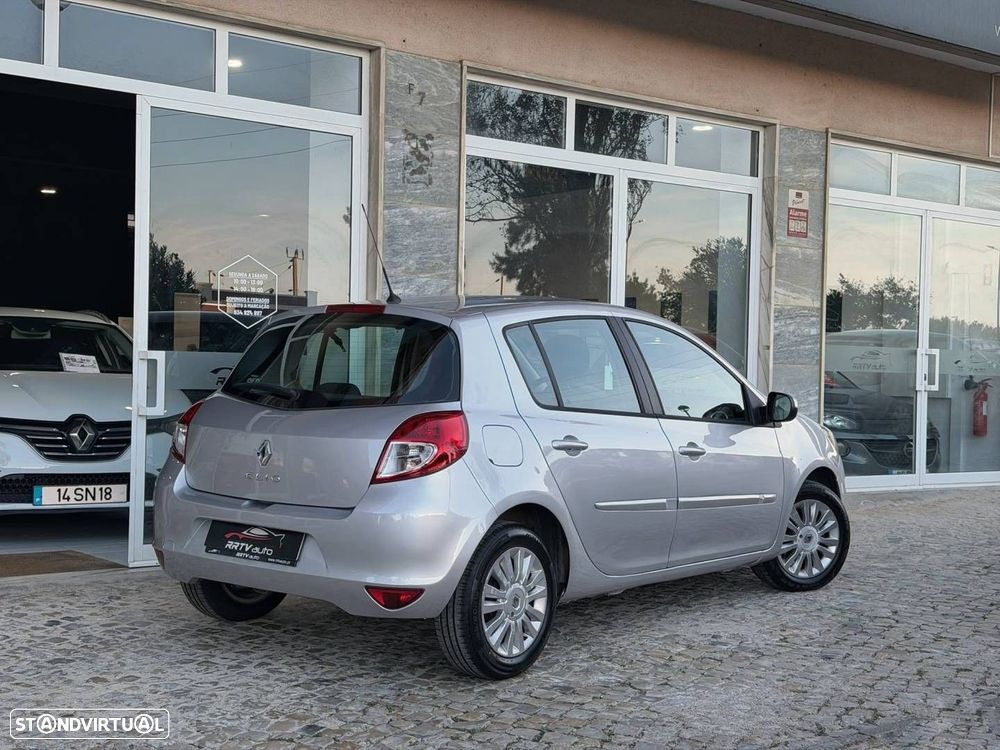 Renault Clio 1.2 16V Dynamique S - 12