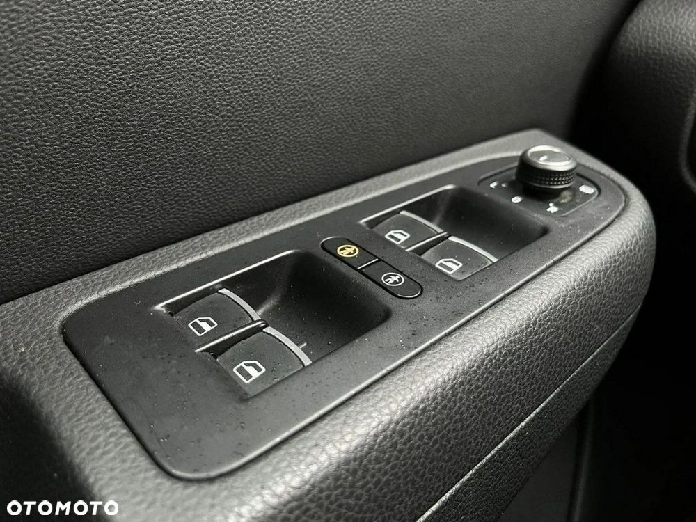 Volkswagen Sharan 2.0 TDI BMT Highline DSG - 36