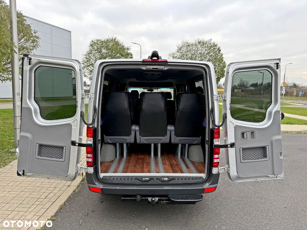 Mercedes-Benz Sprinter 906.233 - 12