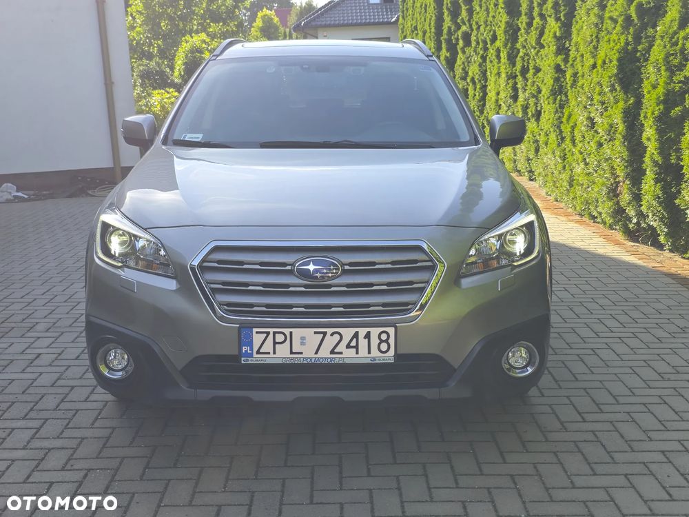 Subaru Legacy 2.5i Comfort Navi - 4