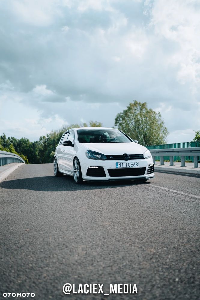 Volkswagen Golf 2.0 R - 1