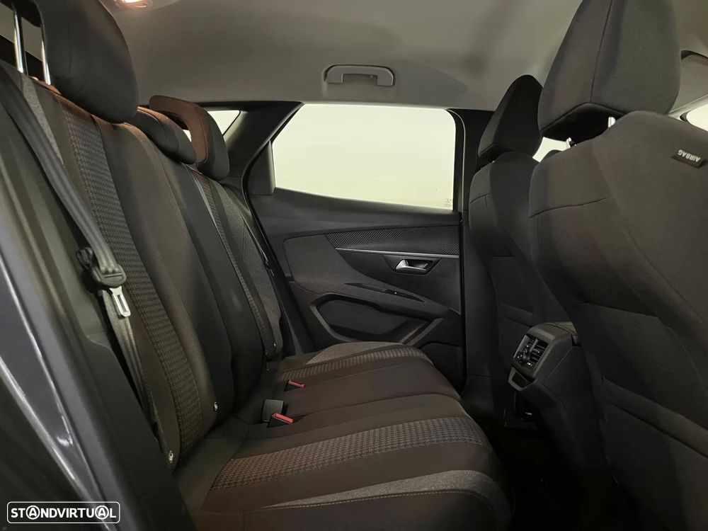 Peugeot 3008 1.5 BlueHDi Active Pack - 18