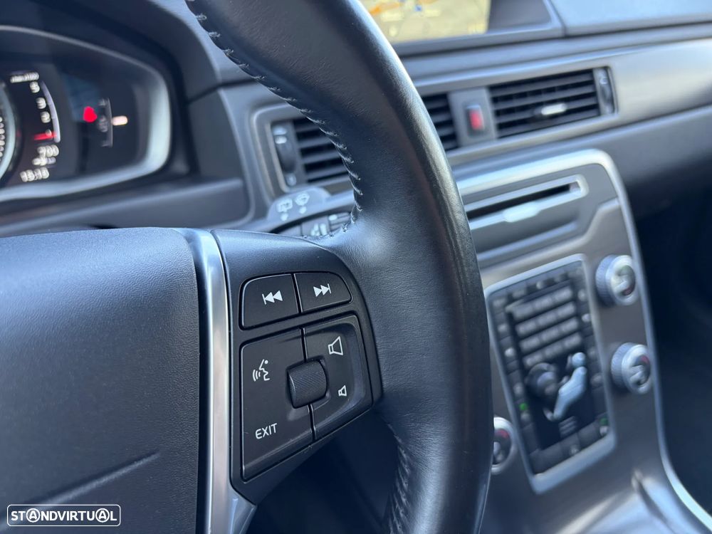 Volvo V70 1.6 D2 Momentum - 28