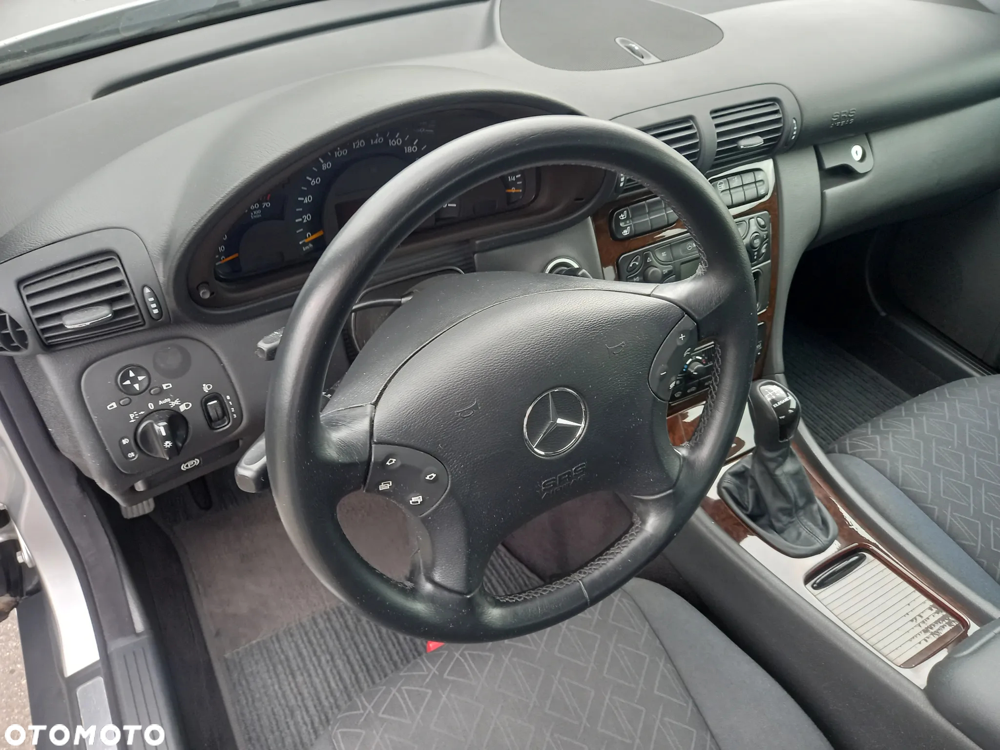 Mercedes-Benz Klasa C 180 Kompressor Elegance - 15