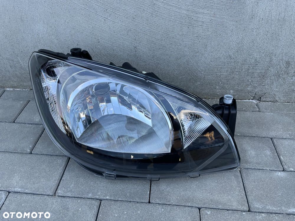 LAMPA PRZEDNIA PRAWA SKODA CITIGO  2011-2019 - NOWA - 1