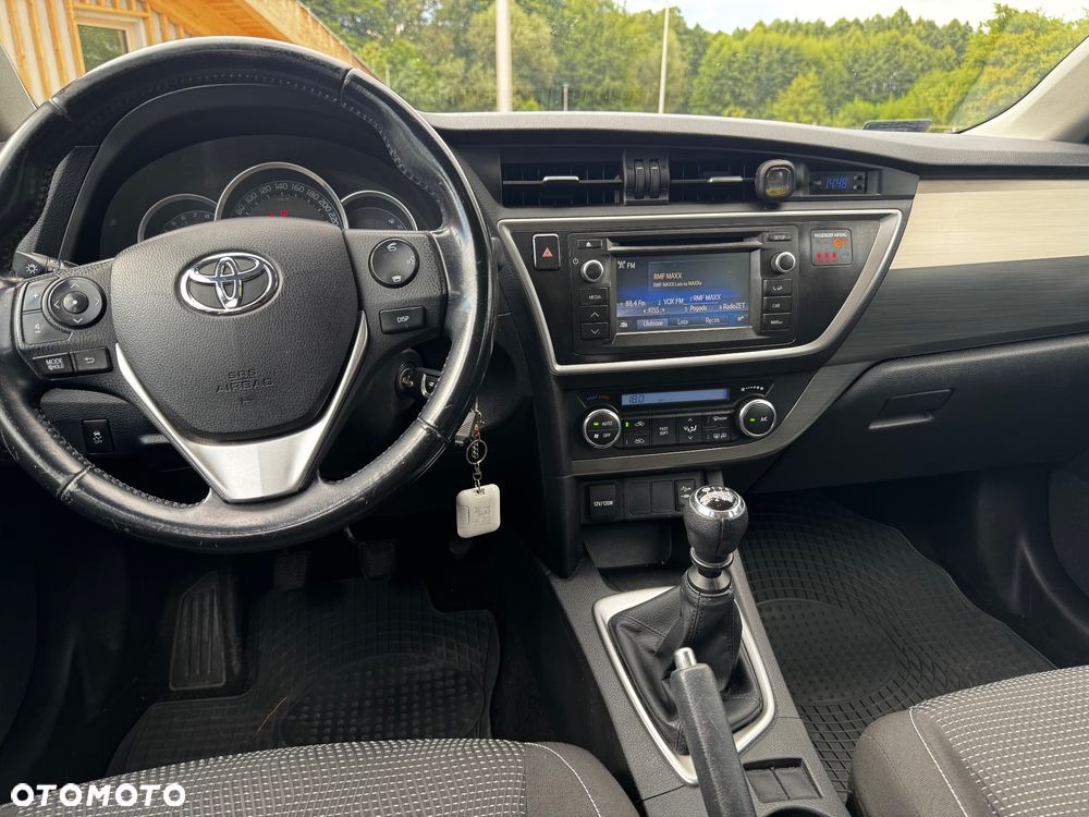 Toyota Auris 1.6 Prestige - 7