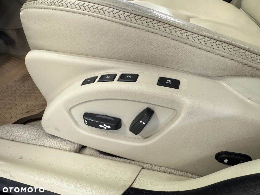 Volvo XC 70 T5 Geartronic Summum - 18