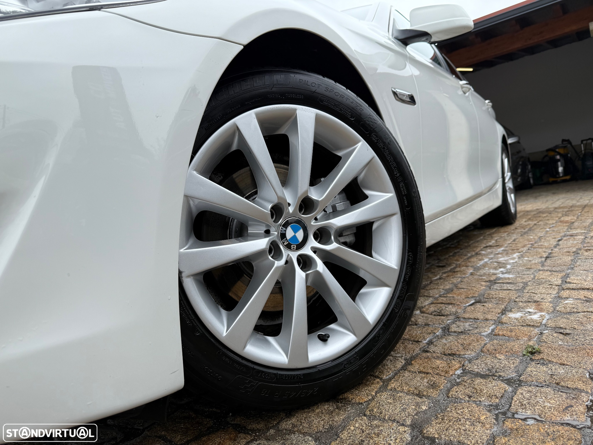 BMW 520 d Auto - 13