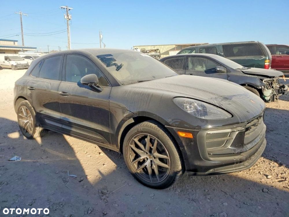 Porsche Macan - 3