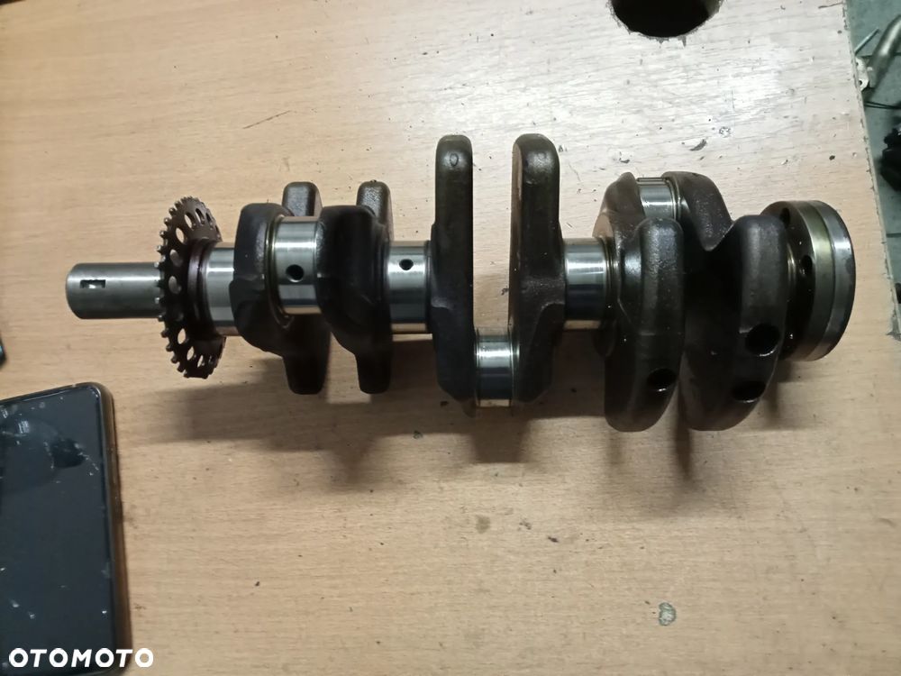 wał korbowy yaris 2 1.0 1kr - 1
