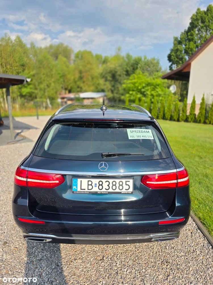 Mercedes-Benz Klasa E - 14