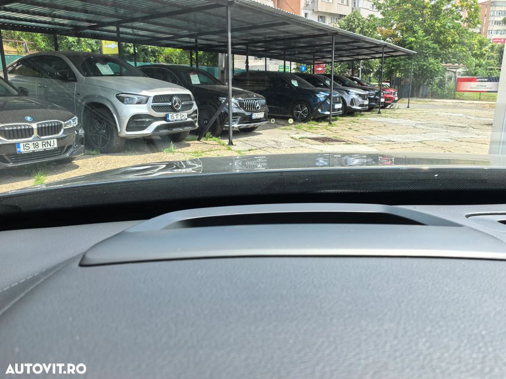 Volvo XC 90 B5 D AWD Ultimate Dark - 30