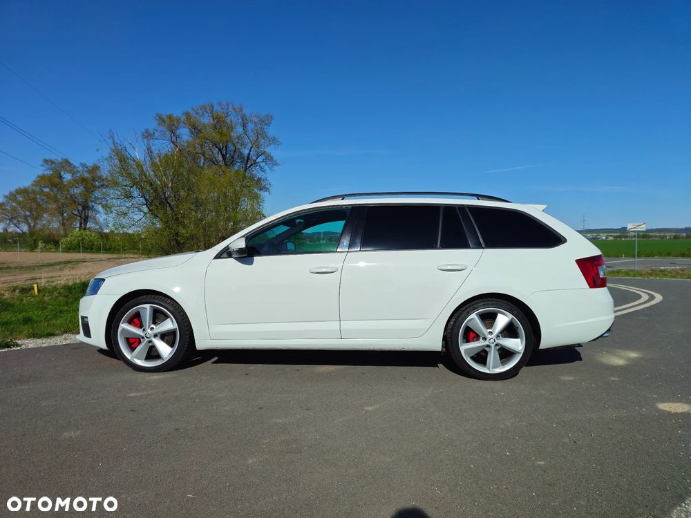 Skoda Octavia 2.0 TDI (Green tec) RS - 16