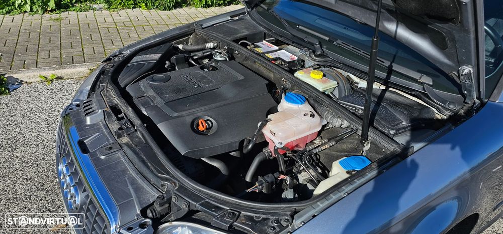 Audi A4 Avant 2.0 TDi S-line - 5