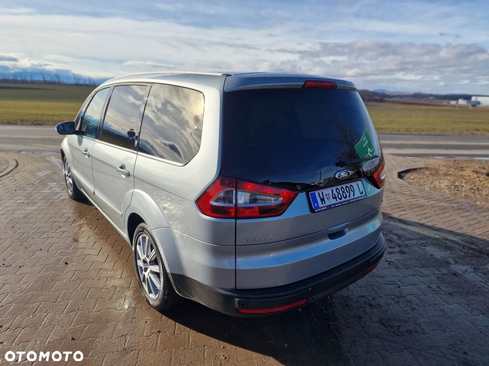 Ford Galaxy 2.0 TDCi Ghia - 15