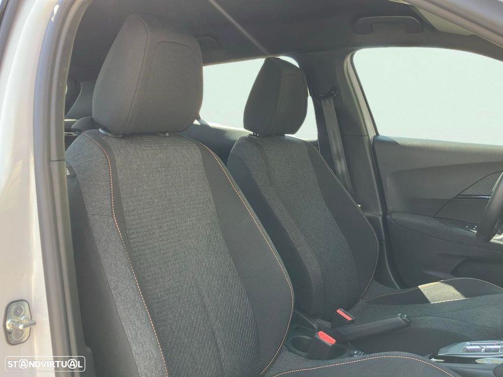 Peugeot 2008 1.2 Hybrid Style e-DCS6 - 15