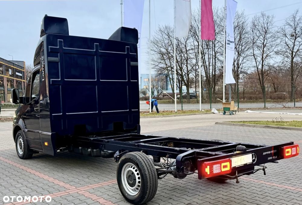Mercedes-Benz Sprinter 319 3.0 V6 Automat podwozie - 4