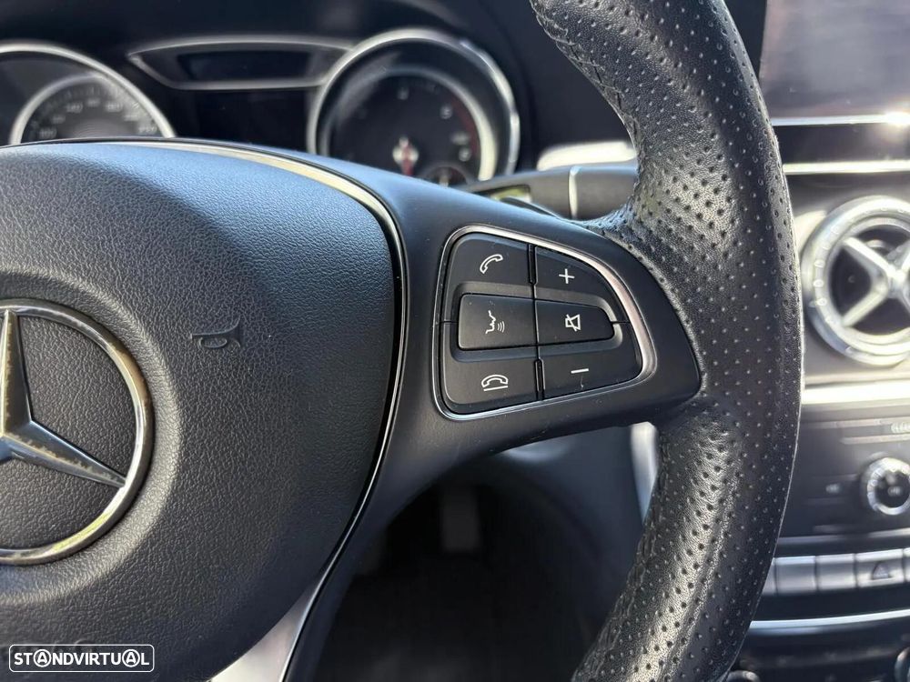 Mercedes-Benz CLA 180 d Shooting Brake Urban Aut. - 39