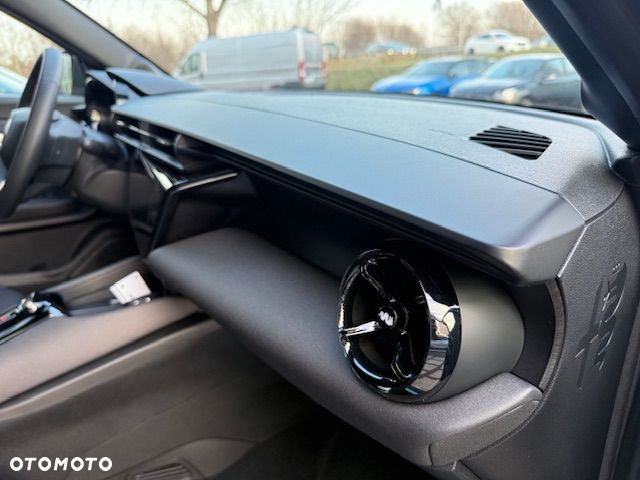 Alfa Romeo Junior 1.2 mHEV Ti Q4 eDCT - 13