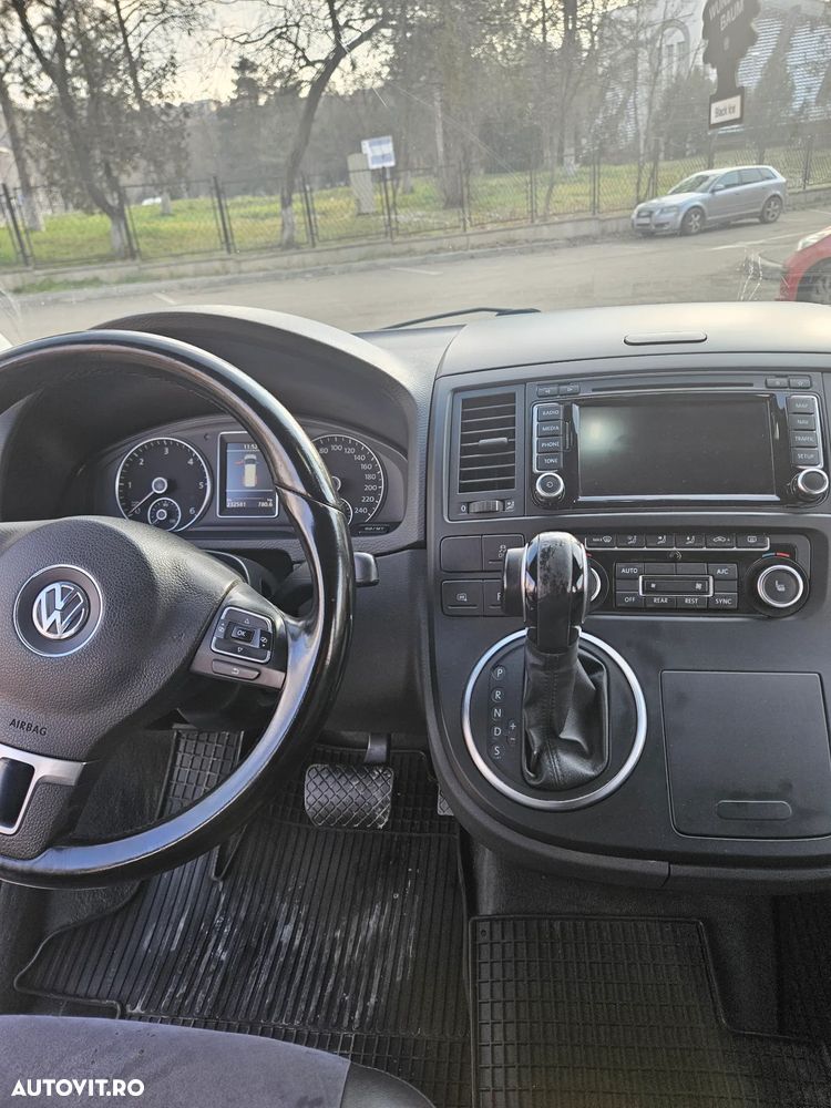 Volkswagen Multivan - 10