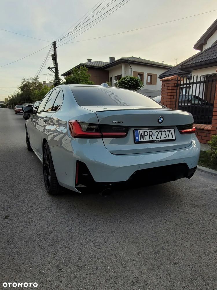 BMW 3 Series 2025 photo 2