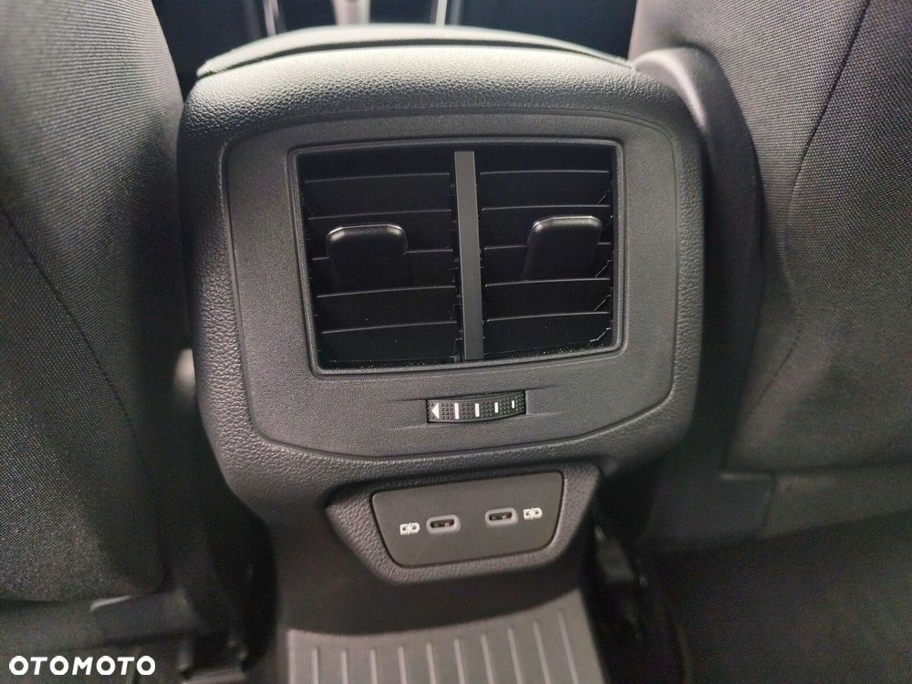 Volkswagen T-Roc 1.5 TSI R-Line DSG - 14