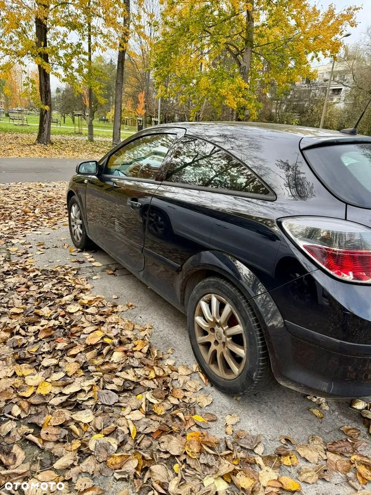 Opel Astra 1.9 CDTI DPF Sport - 10