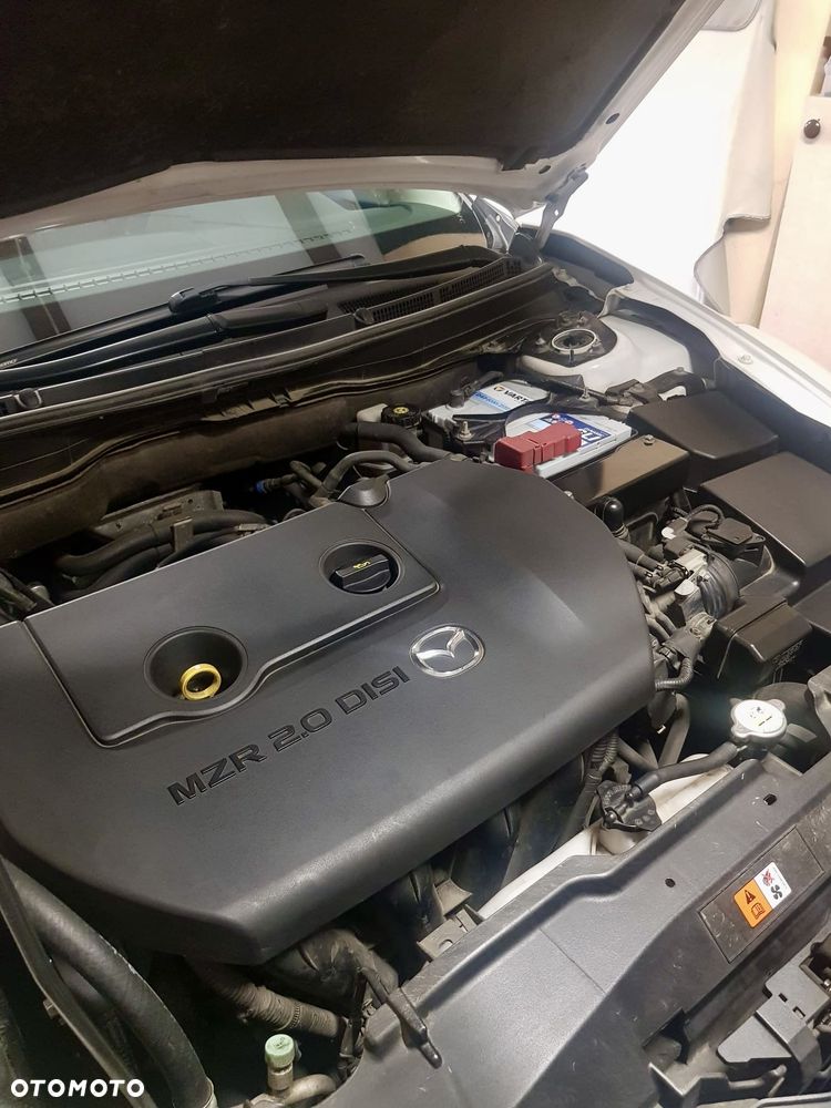 Mazda 6 2.0 Exclusive + - 8