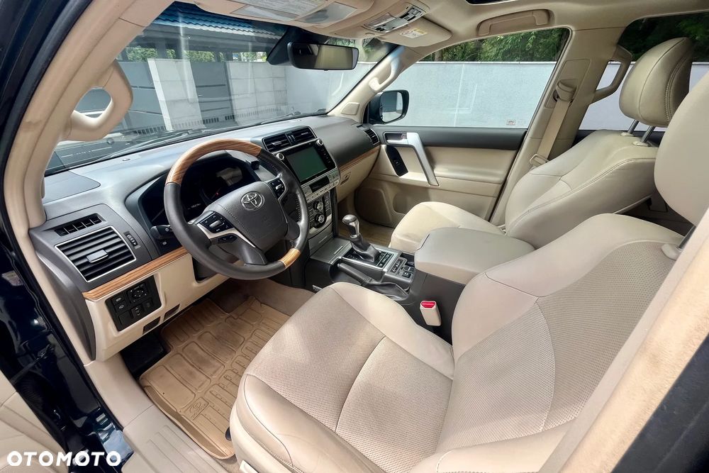 Toyota Land Cruiser 2.8 D-4D Automatik Executive - 19