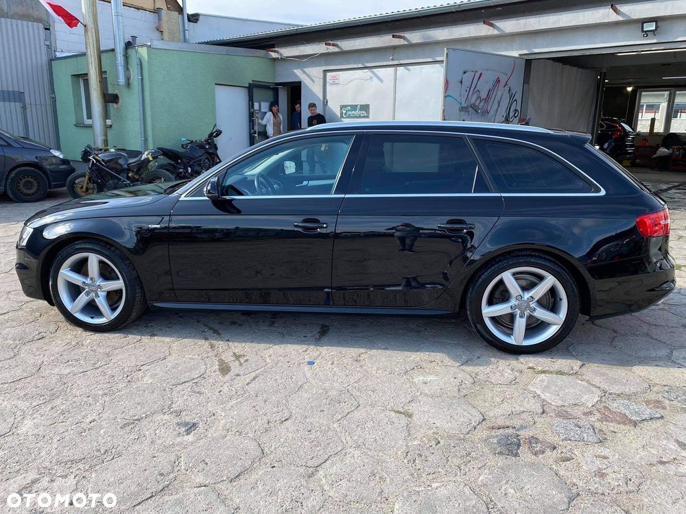 Audi A4 Avant 2.0 TDI DPF clean diesel quattro S tronic S line Sportpaket - 5