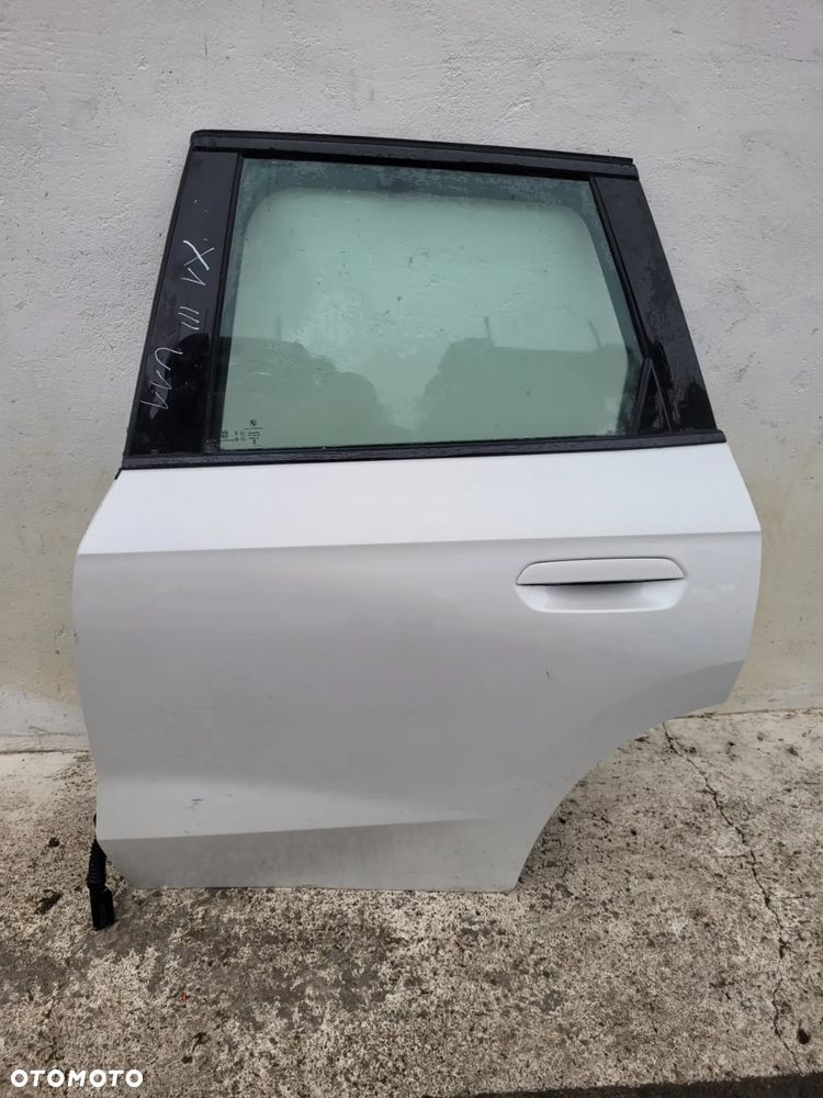 BMW X1 U11- DRZWI TYLNE TYŁ - 7