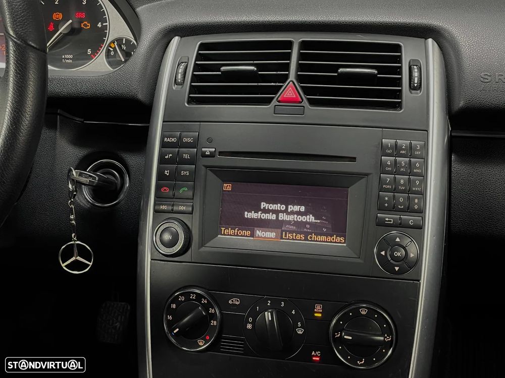 Mercedes-Benz B 180 - 12
