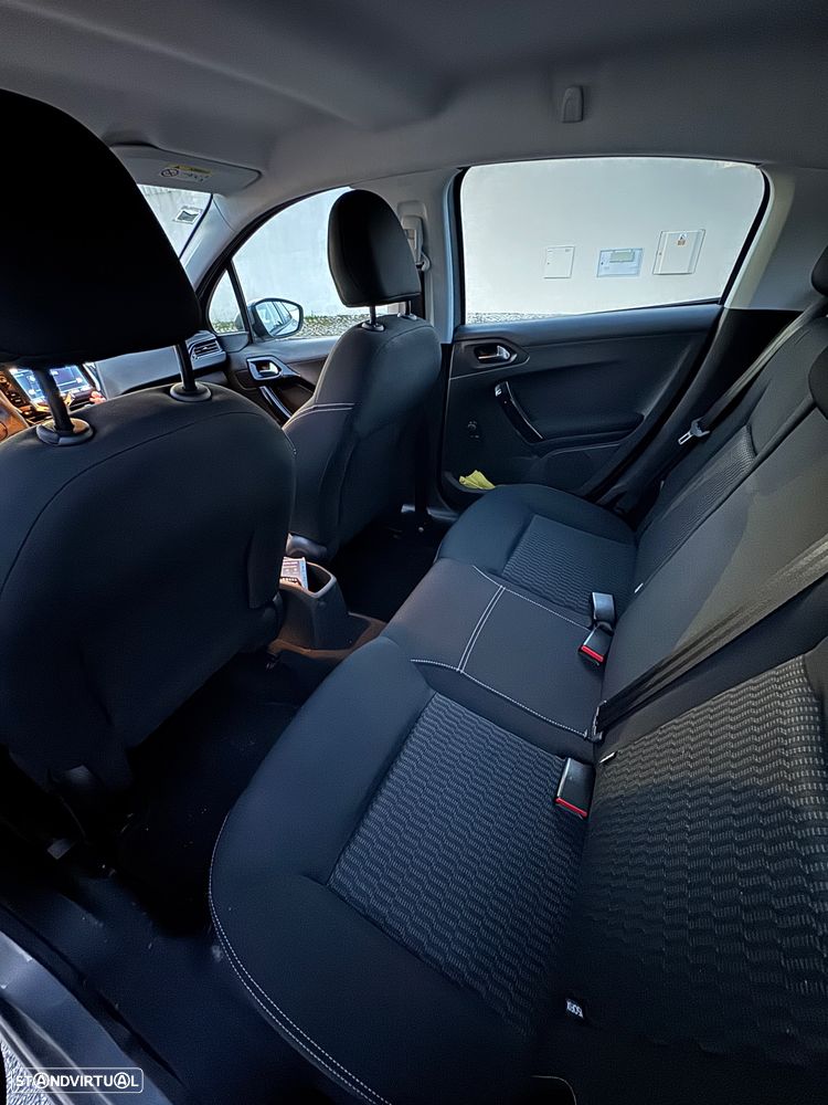 Peugeot 208 1.5 BlueHDi Active - 10