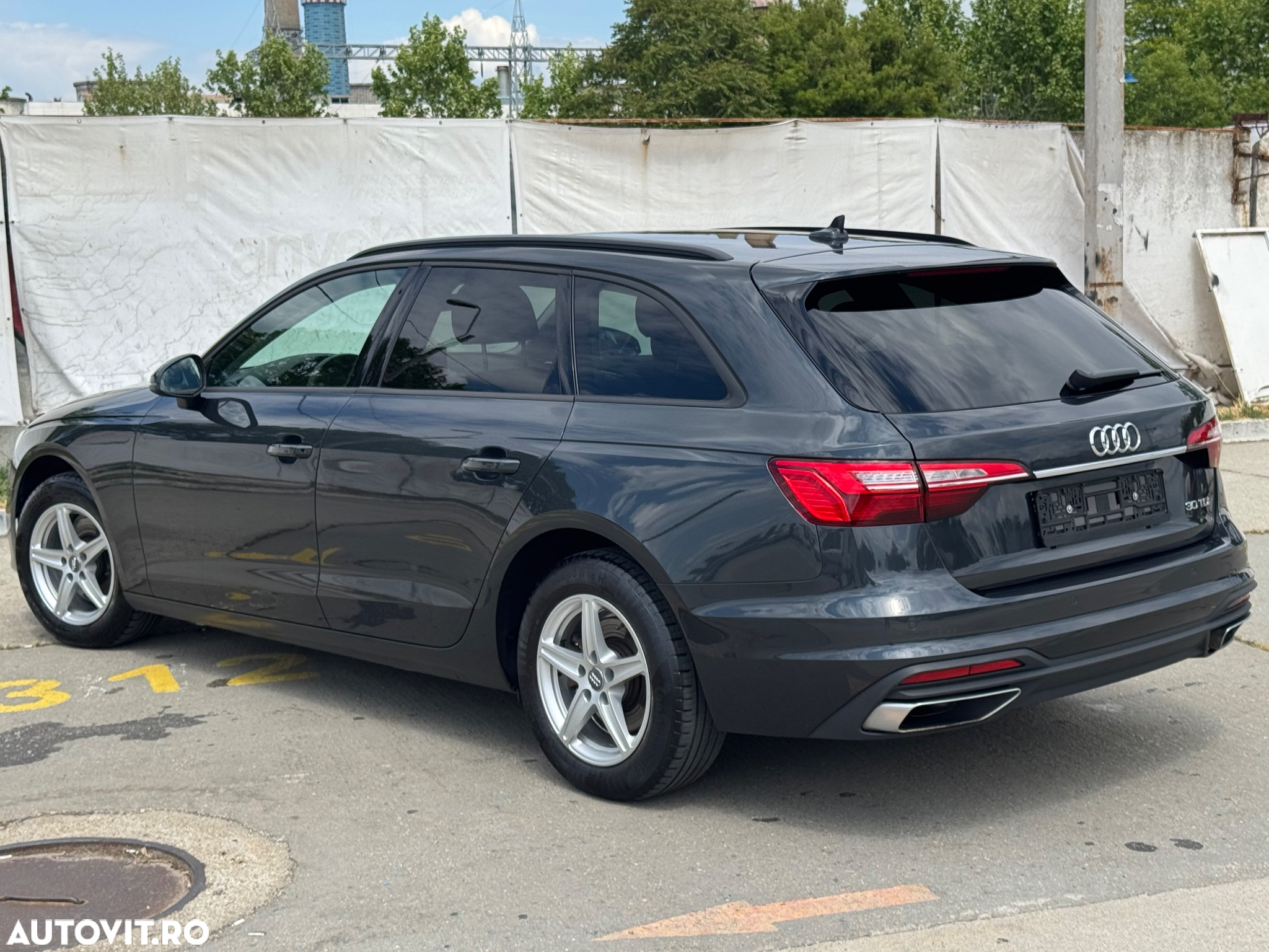 Audi A4 Avant 35 TDI S tronic - 6