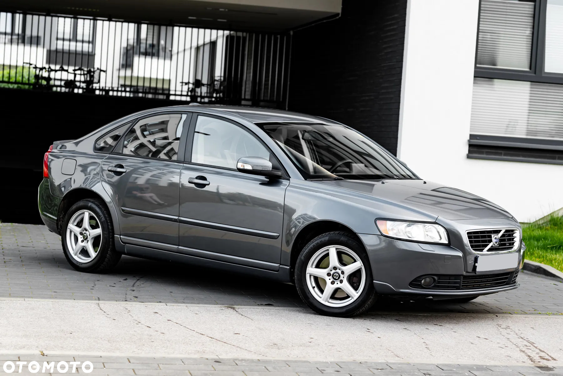 Volvo S40 T5 R-Design - 2