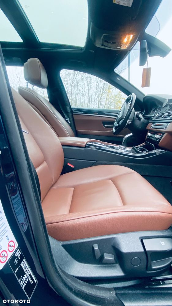 BMW Seria 5 525d xDrive Sport-Aut Modern Line - 20