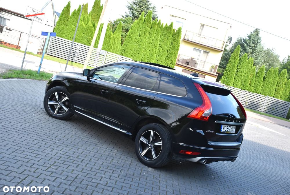 Volvo XC 60 D3 Drive-E R-Design Momentum - 28