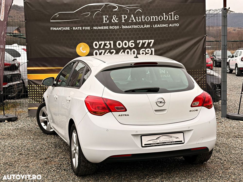 Opel Astra 1.7 CDTI DPF Active - 13