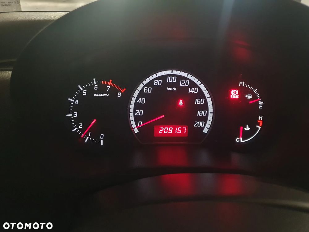 Suzuki Swift 1.3 Club - 3