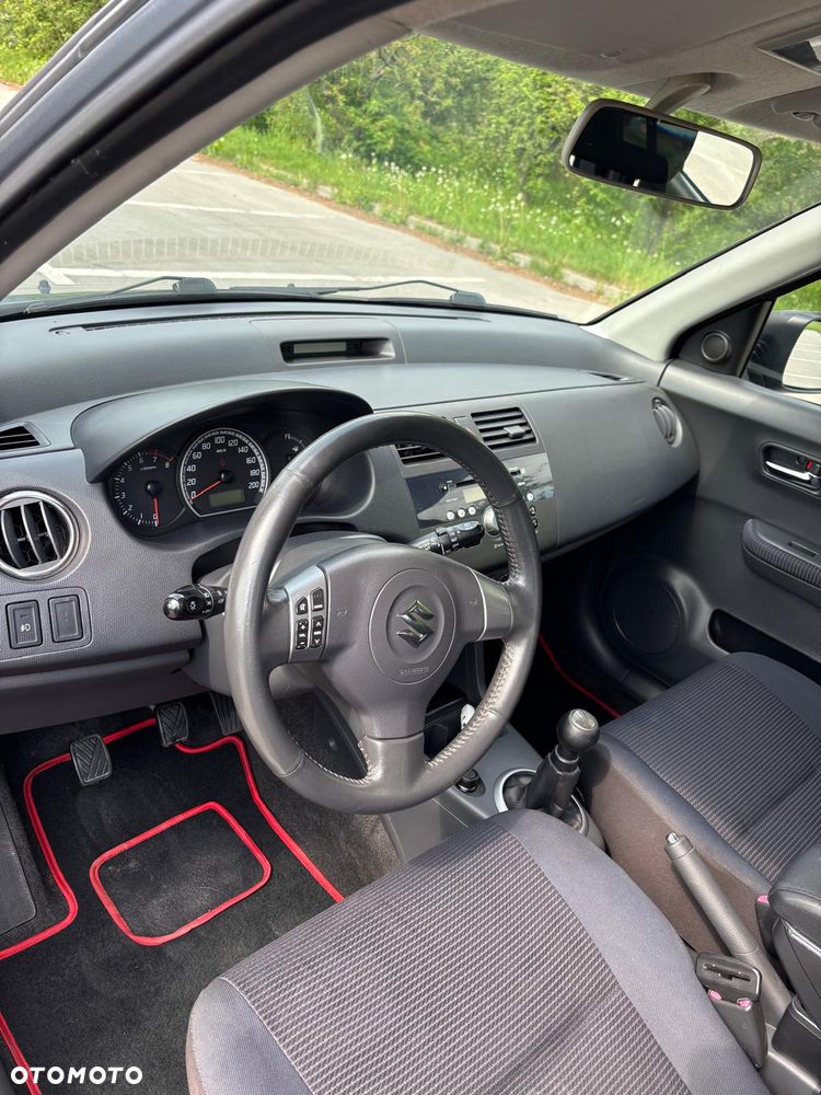 Suzuki Swift 1.3 4x4 Comfort - 9
