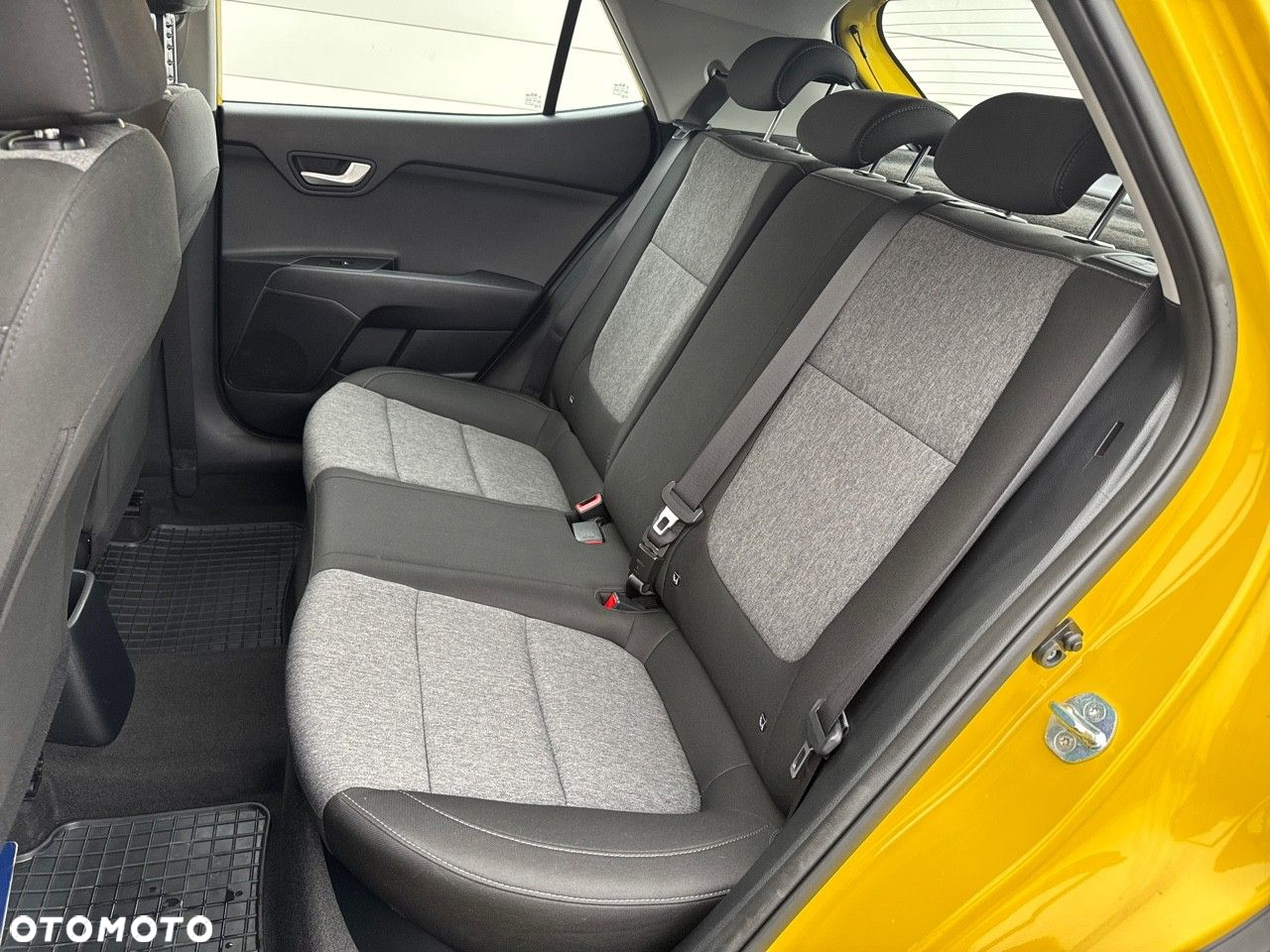 Kia Stonic 1.0 T-GDI L - 10